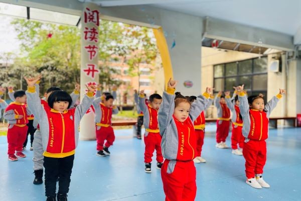 武陵区丹洲乡坪湖幼儿园：“浸润书香，快乐成长”2021阅读节开幕式