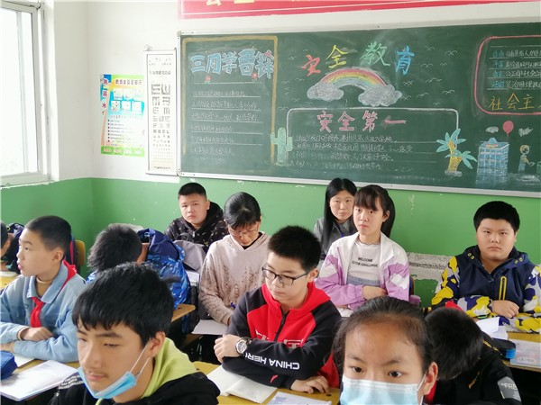 借力督学精准引领，助推教师专业成长