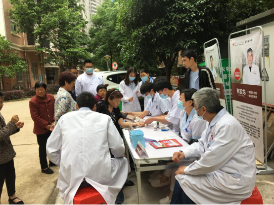 【我为群众办实事】长庚街道杨桥社区开展免费义诊活动