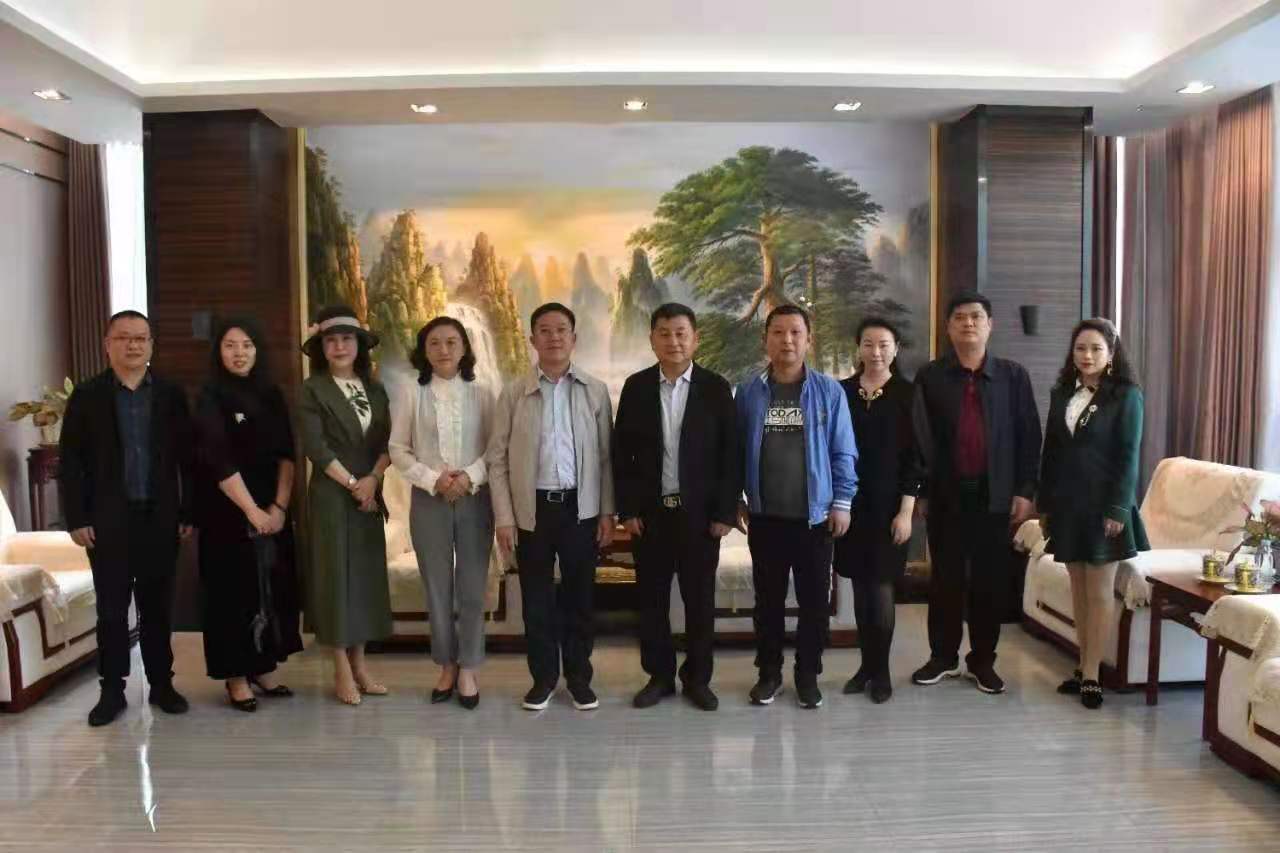 龚红果新春率队赴“大湾区”招商引资