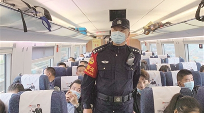 “坐着高铁看湖南”②|38年乘警生涯守护旅客安全