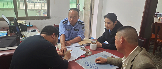 湖南安仁公安：五一我在崗“我們不打烊”平安“警”相隨