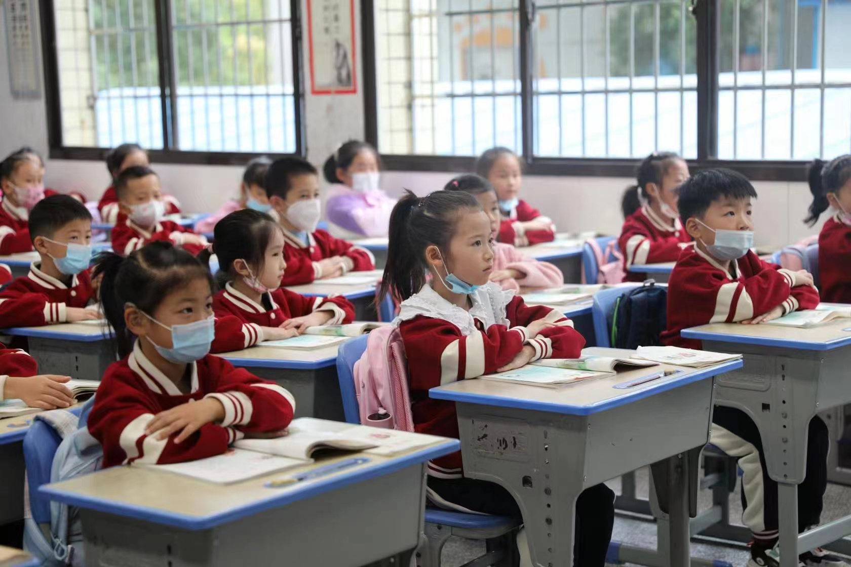 武陵区东升小学“文明礼仪之花”朵朵开