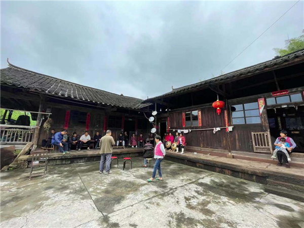 桐木镇：党史学习走进农家“屋场”
