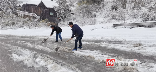 桐木镇：迅速吹响抗雪防冻集结号