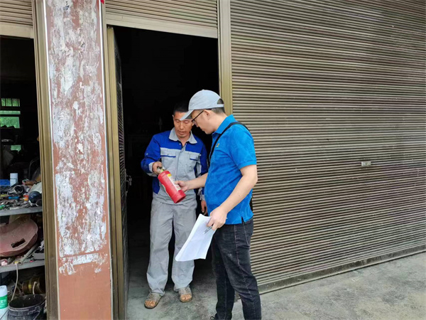 桐木镇：开展消防安全专项检查