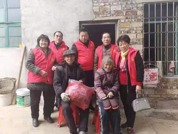 花桥镇：新春慰问送温暖 浓浓关怀显真情