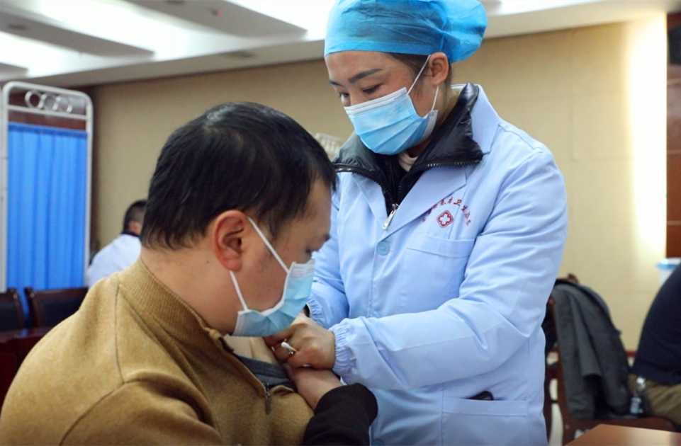 东安首批1500人接种新型冠状病毒疫苗