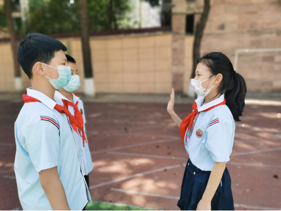 Show出风采！看卫小学子玩转英语课文剧