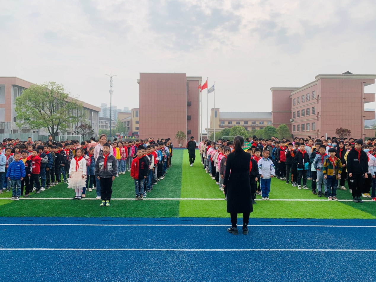 东风小学：安全无小事 演练在平时