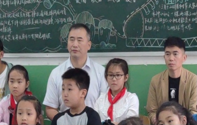 教学视导促成长  立足课堂求实效