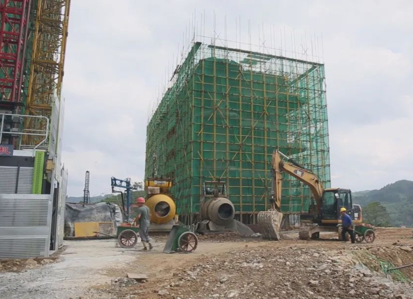 洪江區(qū)：“多輪驅(qū)動(dòng)”跑出項(xiàng)目建設(shè)“加速度”