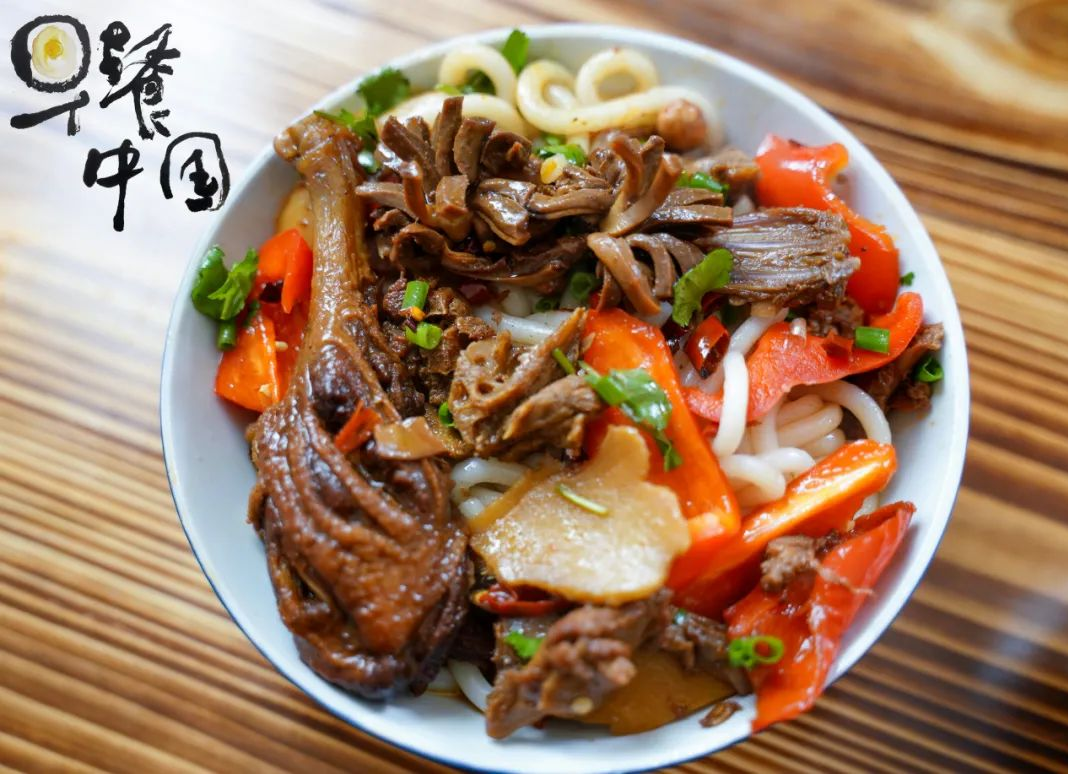 明早八點(diǎn)見，洪江鴨子粉強(qiáng)勢登陸《早餐中國》第三季！