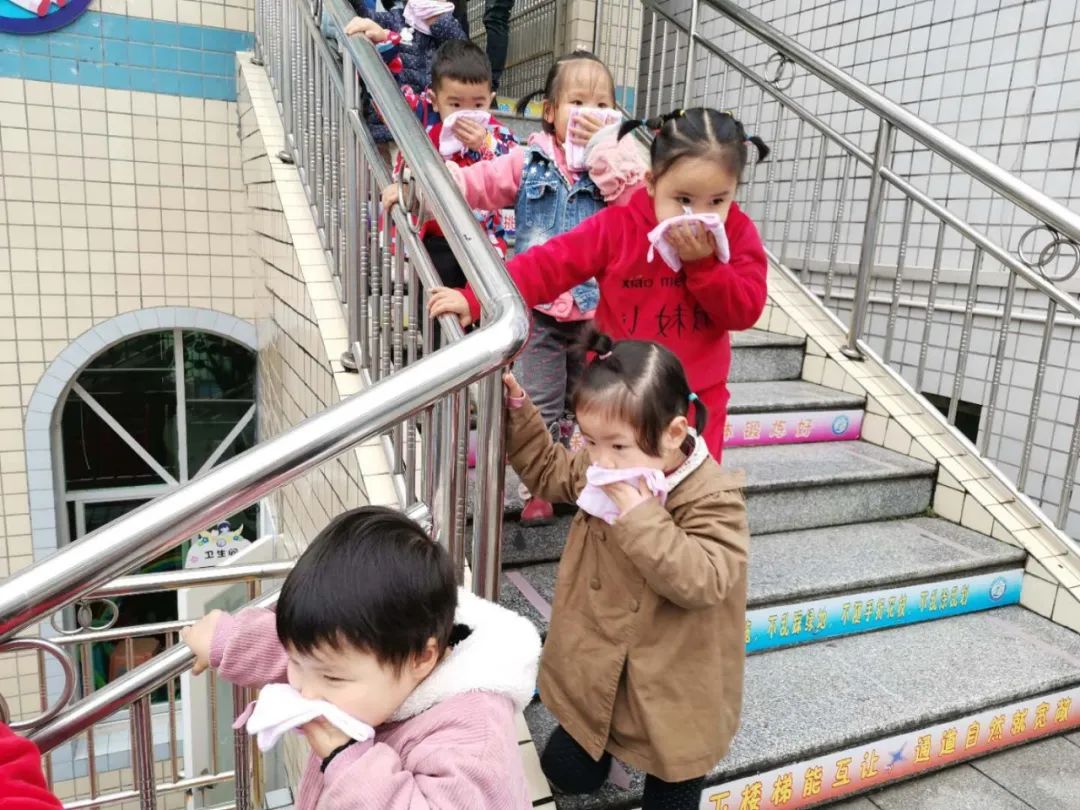 消防演練：洪江區(qū)幼兒園“火”速撤離  洪福洪江  昨天
