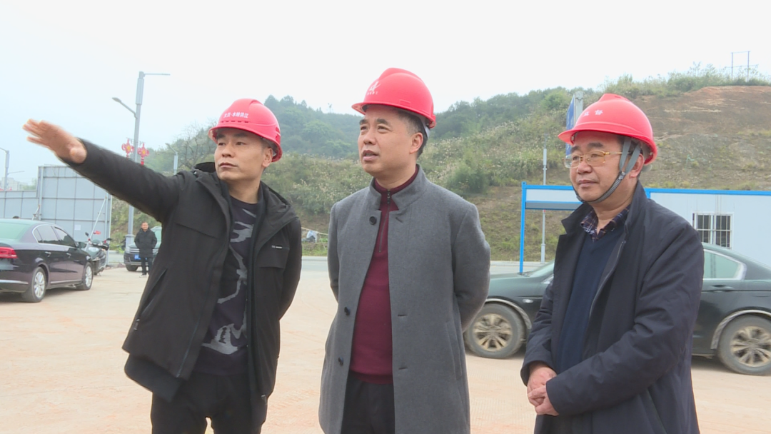 毛運鴻督戰(zhàn)項目建設(shè)“創(chuàng)先爭優(yōu)百日大會戰(zhàn)”工作進展情況