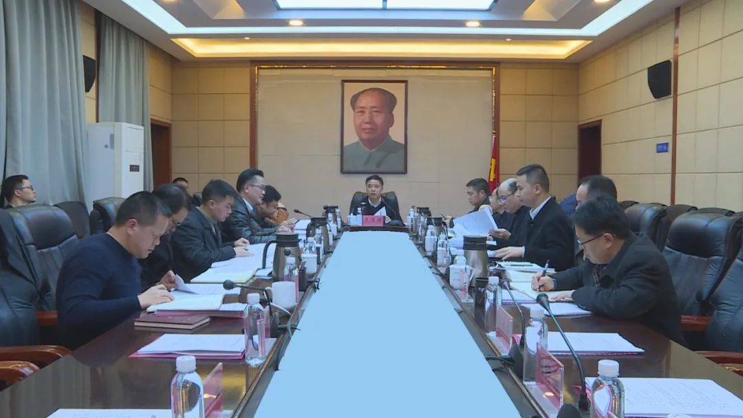 毛運鴻主持區(qū)工委理論學習中心組2020年第十四次集中學習