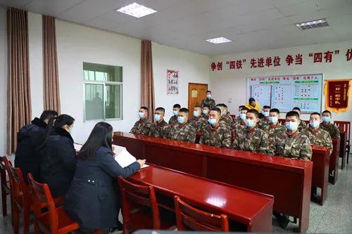 普法進(jìn)軍營，這堂課為啥讓官兵大呼過癮？