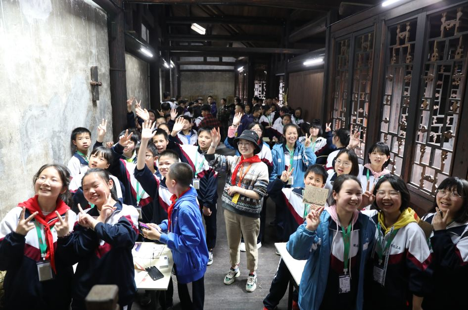 洪江區(qū)精心擦亮研學(xué)旅行品牌