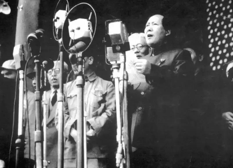 今天，一起缅怀伟人毛泽东！