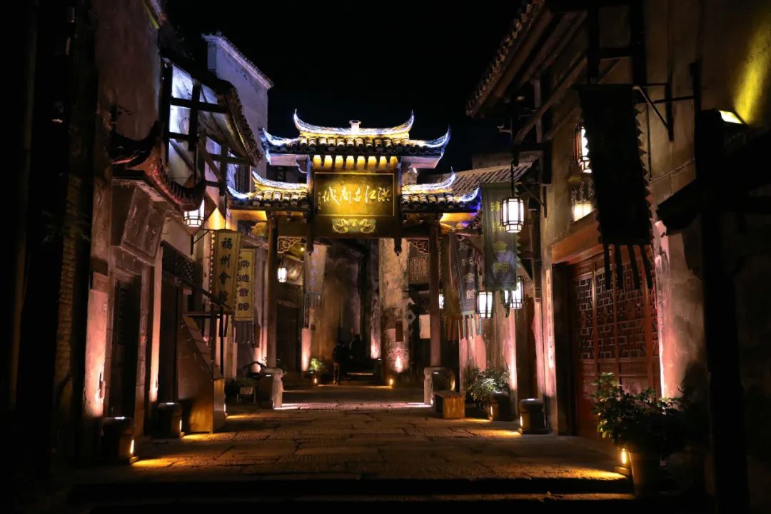 文創(chuàng)燈光，讓湖南這顆“夜明珠”更亮了