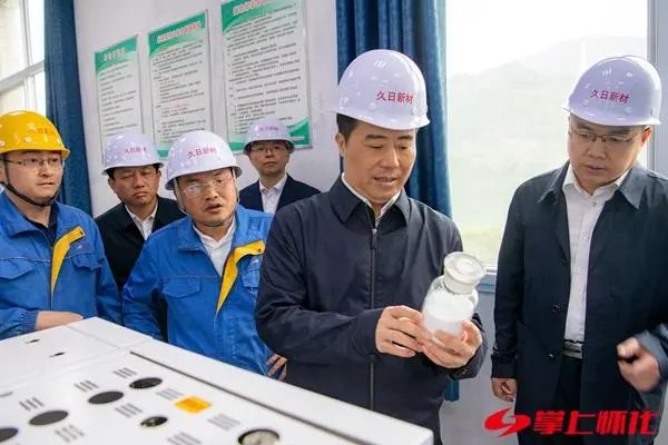 黎春秋在洪江區(qū)調(diào)研時強(qiáng)調(diào) 狠抓產(chǎn)業(yè)發(fā)展 培塑旅游品牌 全力打造全國知名旅游目的地城市