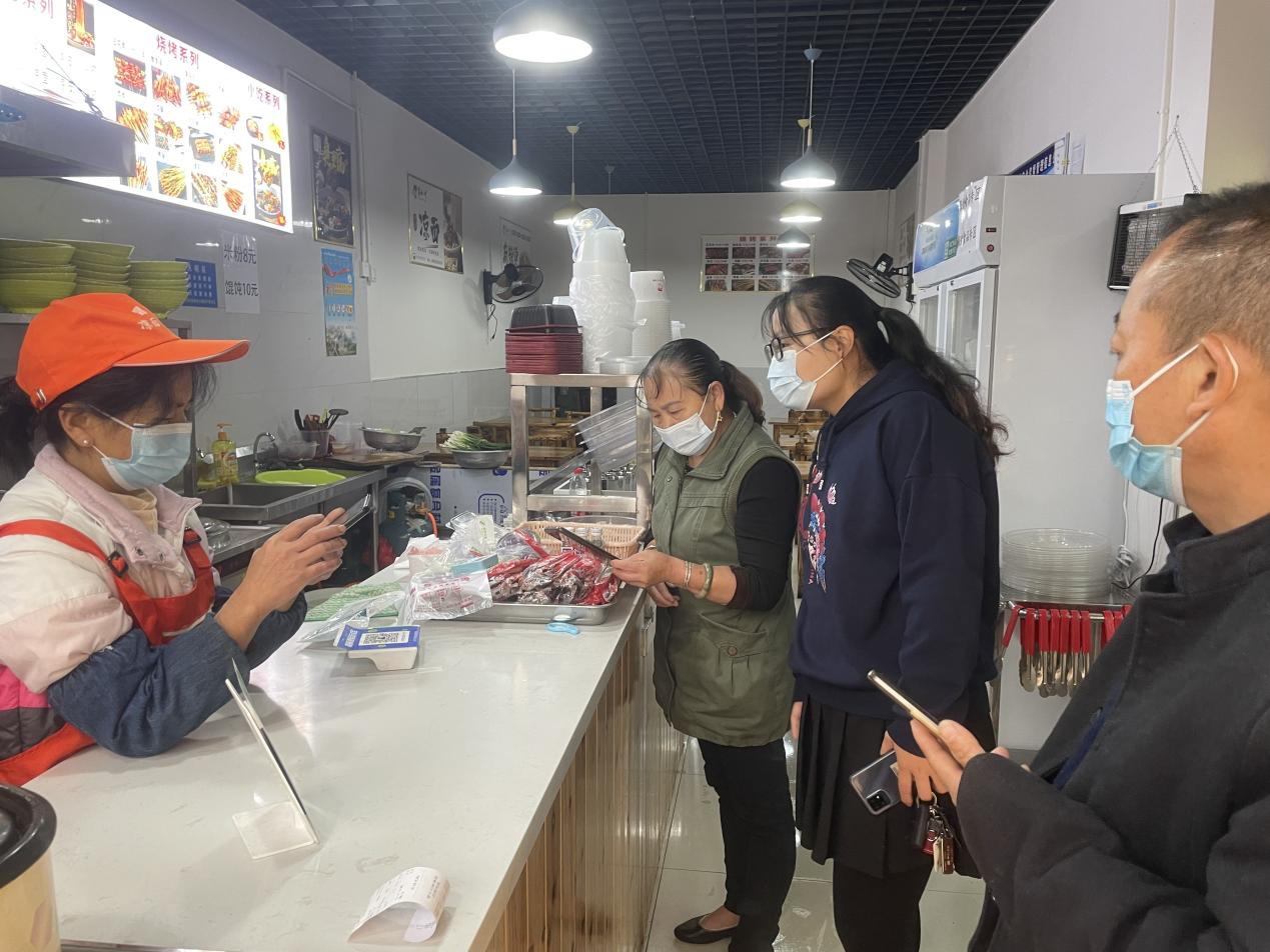 沙塔坪：党员干部群众共筑防疫长城