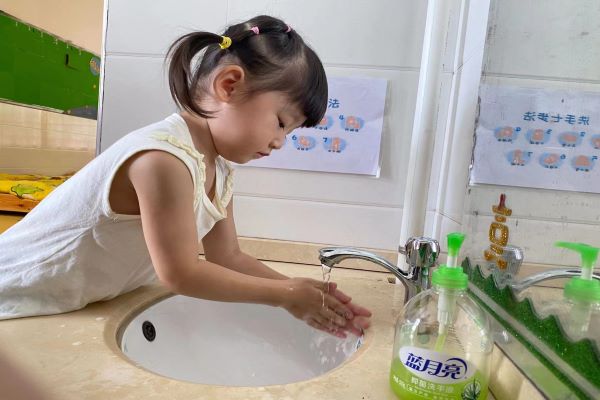 武陵区丹洲乡坪湖幼儿园：安全教育 快乐起航