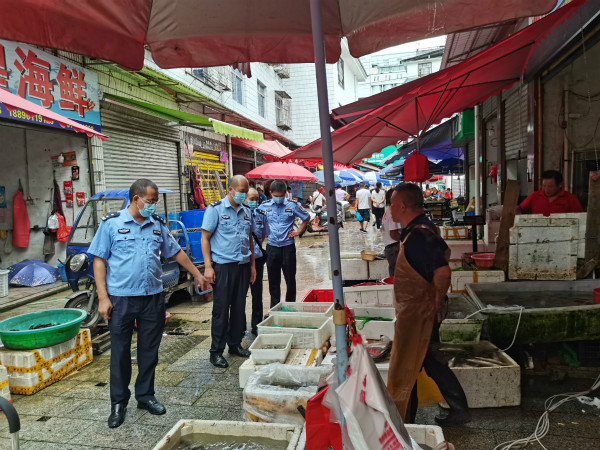 县公安局开展清查市场、打击破坏野生动物资源违法犯罪专项行动