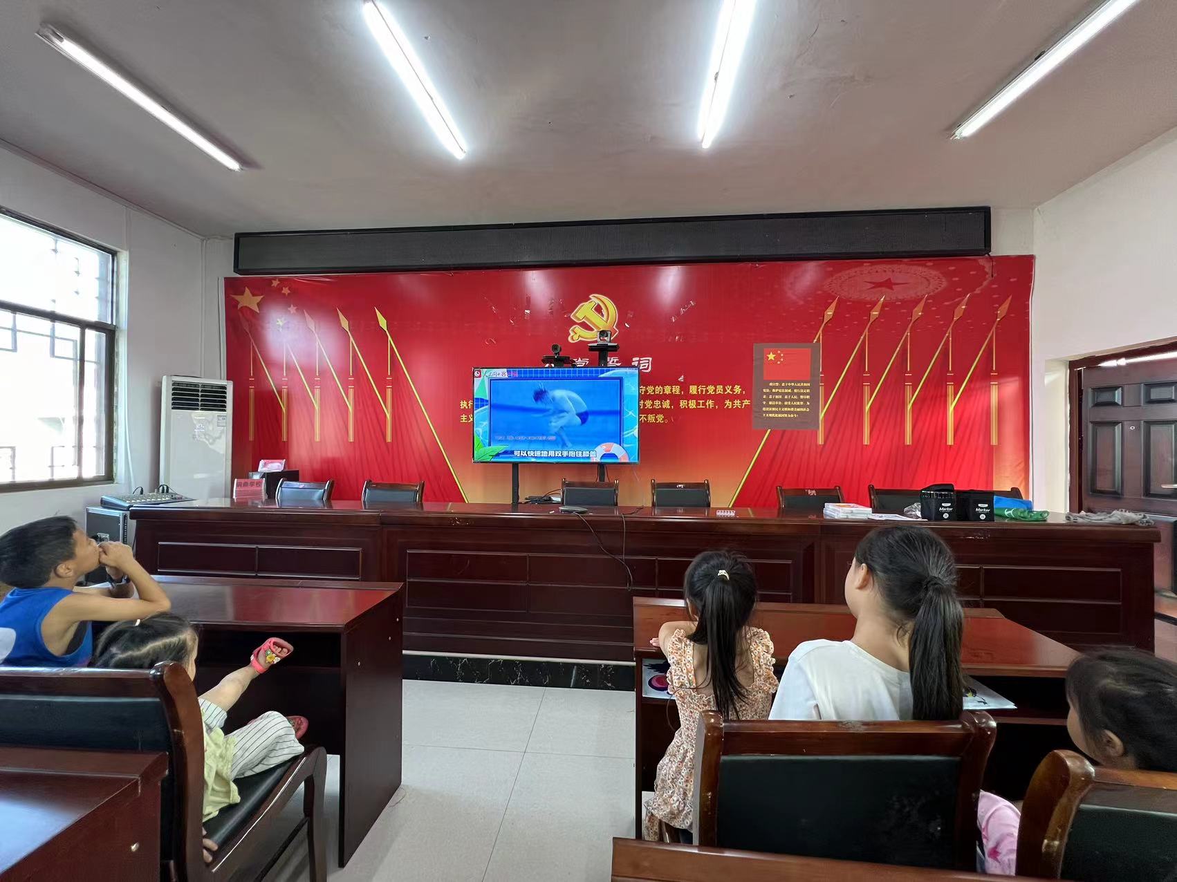 中方县铜鼎镇：安全相伴 快乐一“夏”——民政社工站落实开展儿童暑期安全课堂