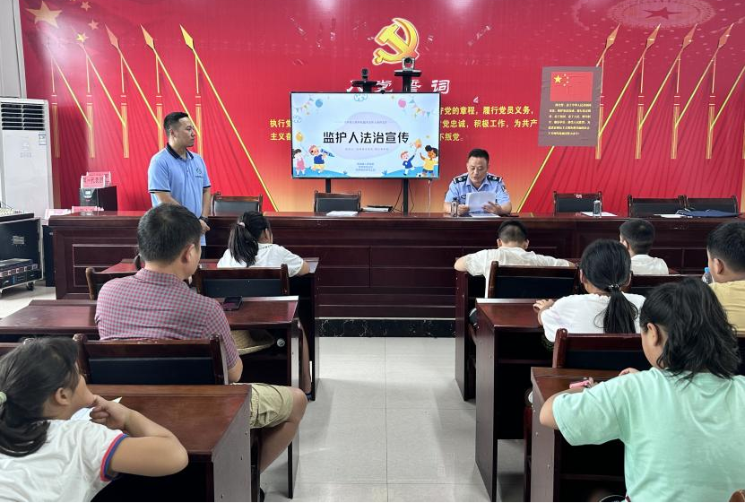 中方县铜鼎镇民政社工站：“五社联动”法治宣讲，携手共建法治乡村