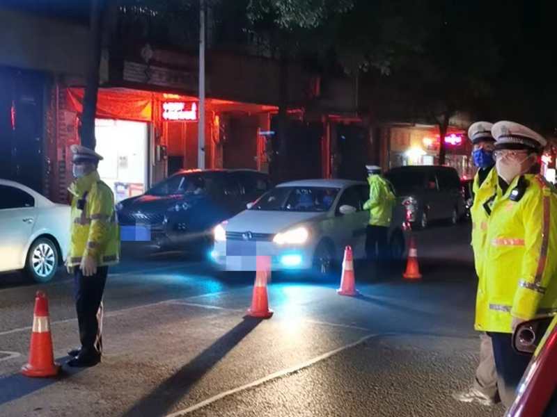 鼎城交警：“零容忍”整治酒驾醉驾违法行为