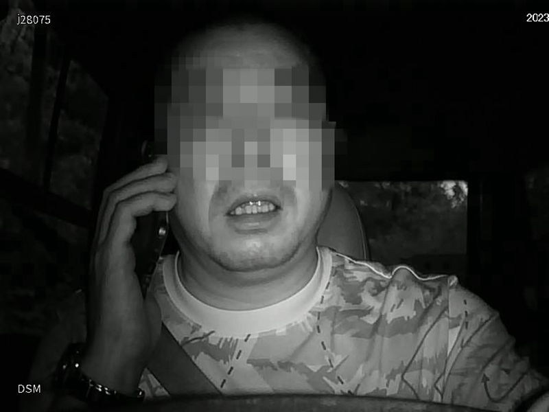 鼎城：驾驶校车打电话 实时预警受处罚