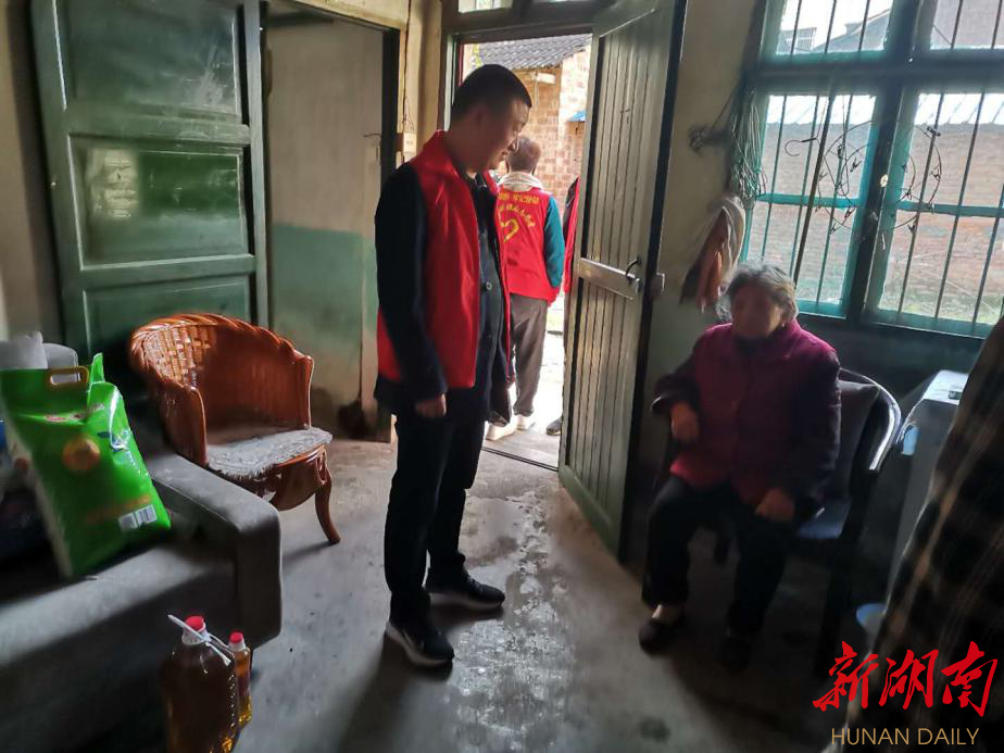 汉寿县医保局：慰问百岁老人  真情关爱暖人心