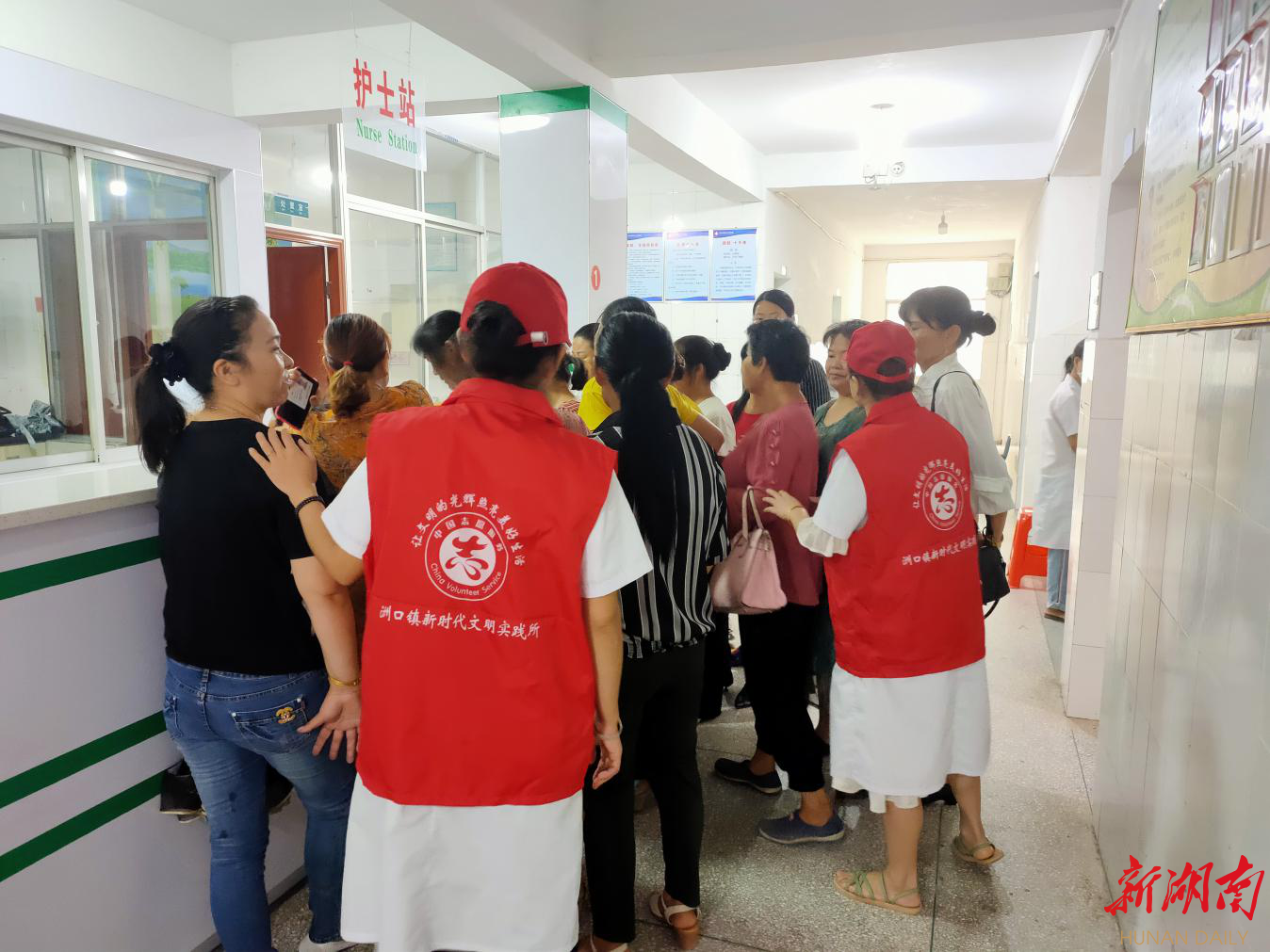 洲口镇：“两癌”筛查暖人心 志愿者在行动