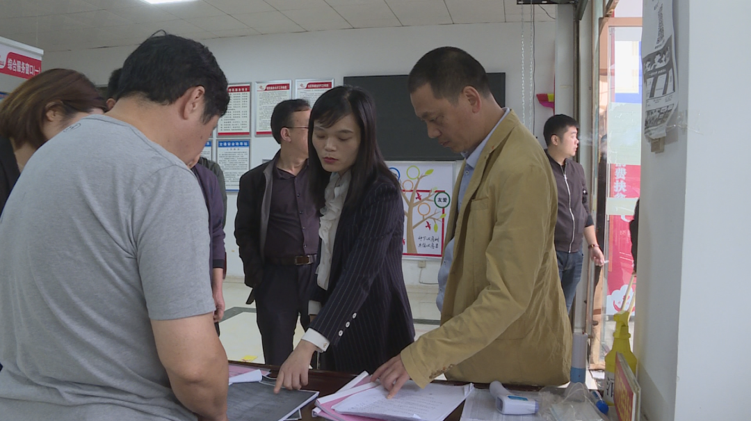 【文明城市 共建共享】汉寿县领导朱向宇深入社区督导文明县城创建工作