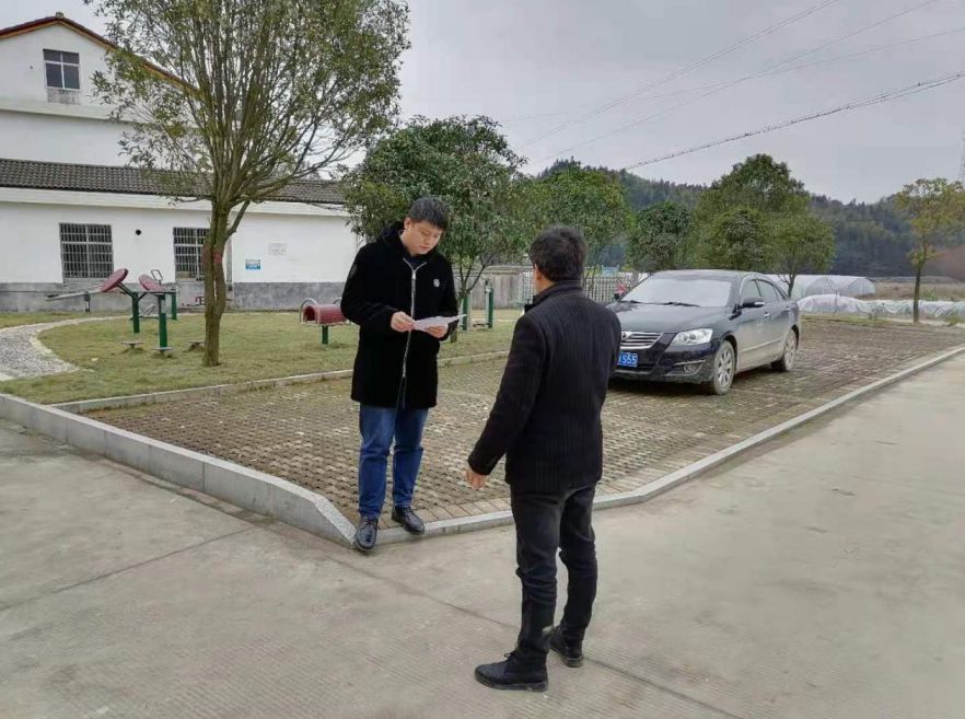 崔家桥镇：开展第四季度人居环境整治大评比