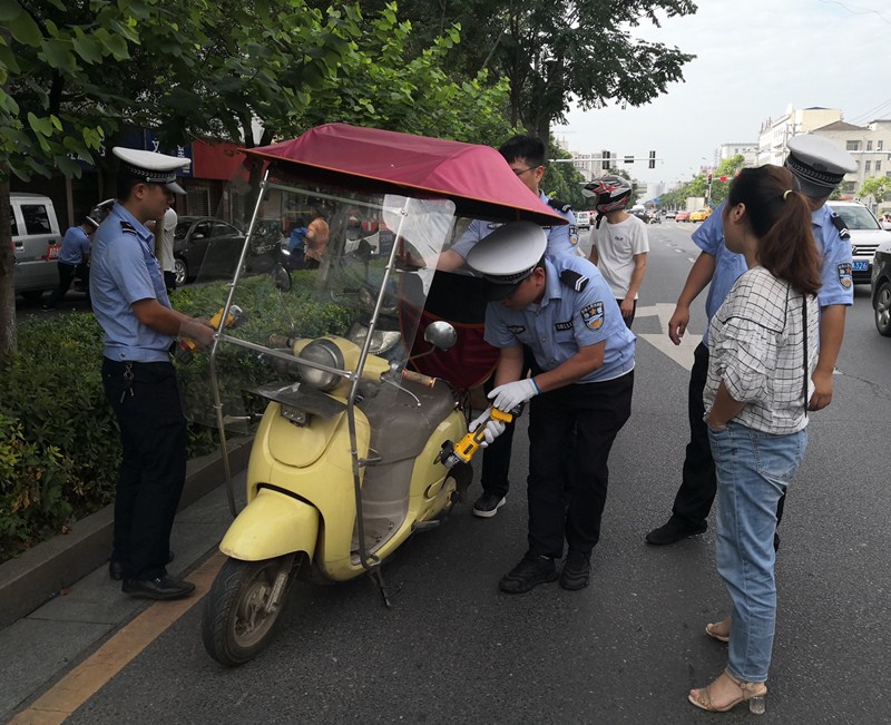 汉寿：最严摩托车和电动车“拆伞戴帽”专项整治来袭