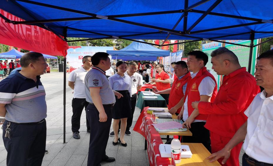 汉寿县发展和改革局：政企联合开展“安全生产月”宣传活动