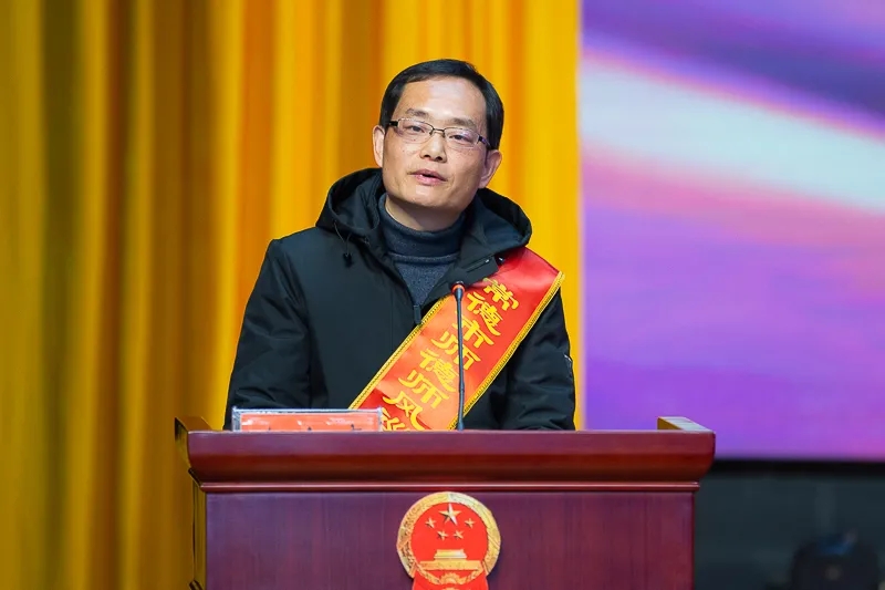 汉寿一中教师连双刚：我和我学生的故事
