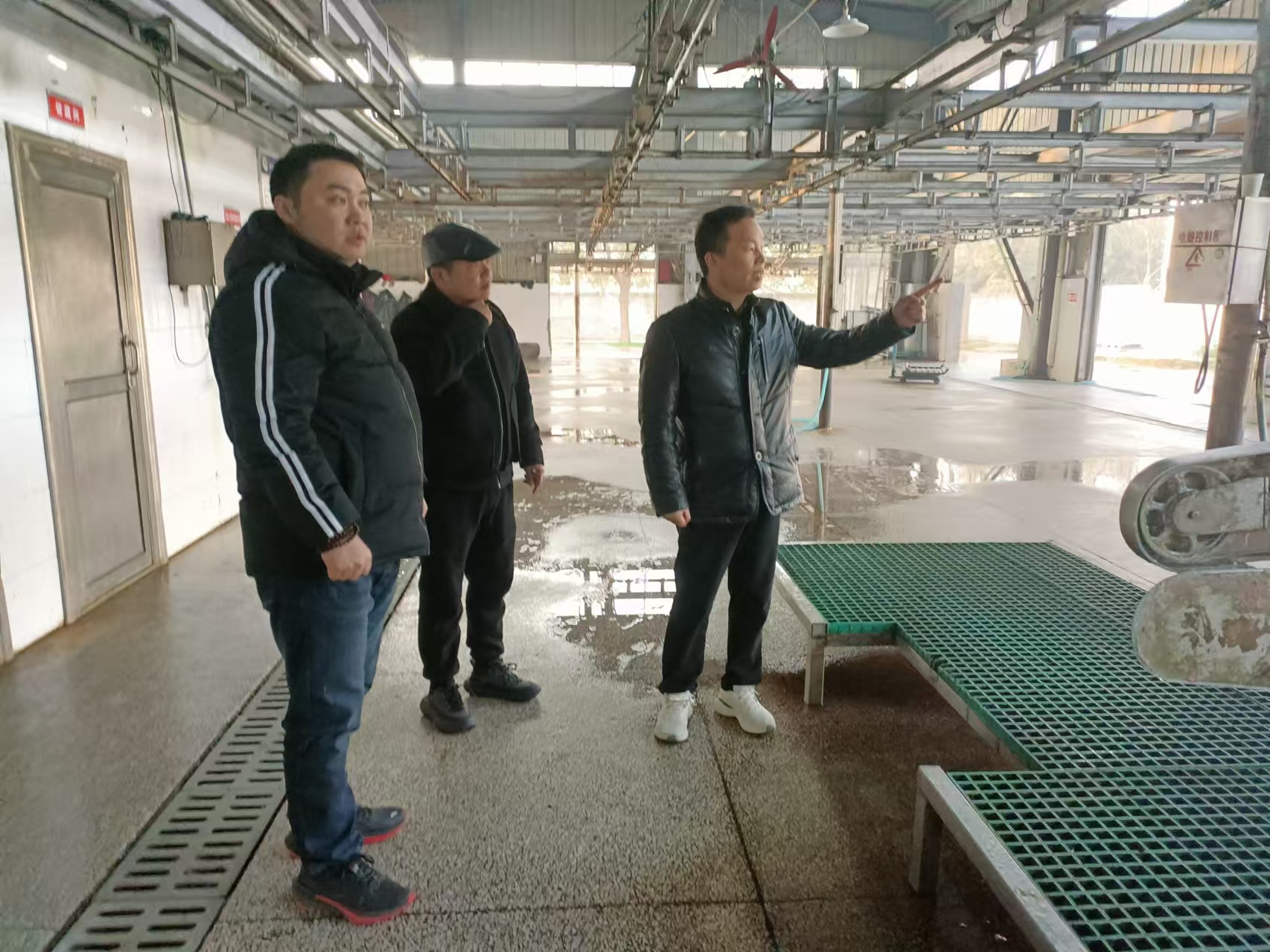 区畜牧水产事务中心：开展节前安全检查 筑牢畜牧水产安全屏障