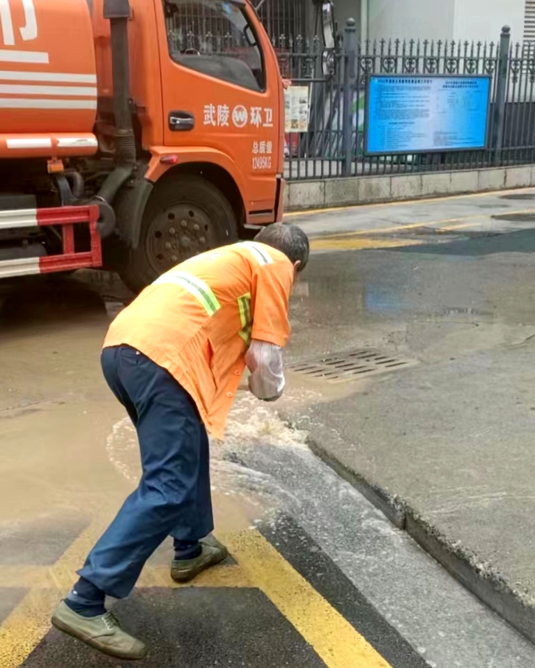 为民办实事  用心解民忧