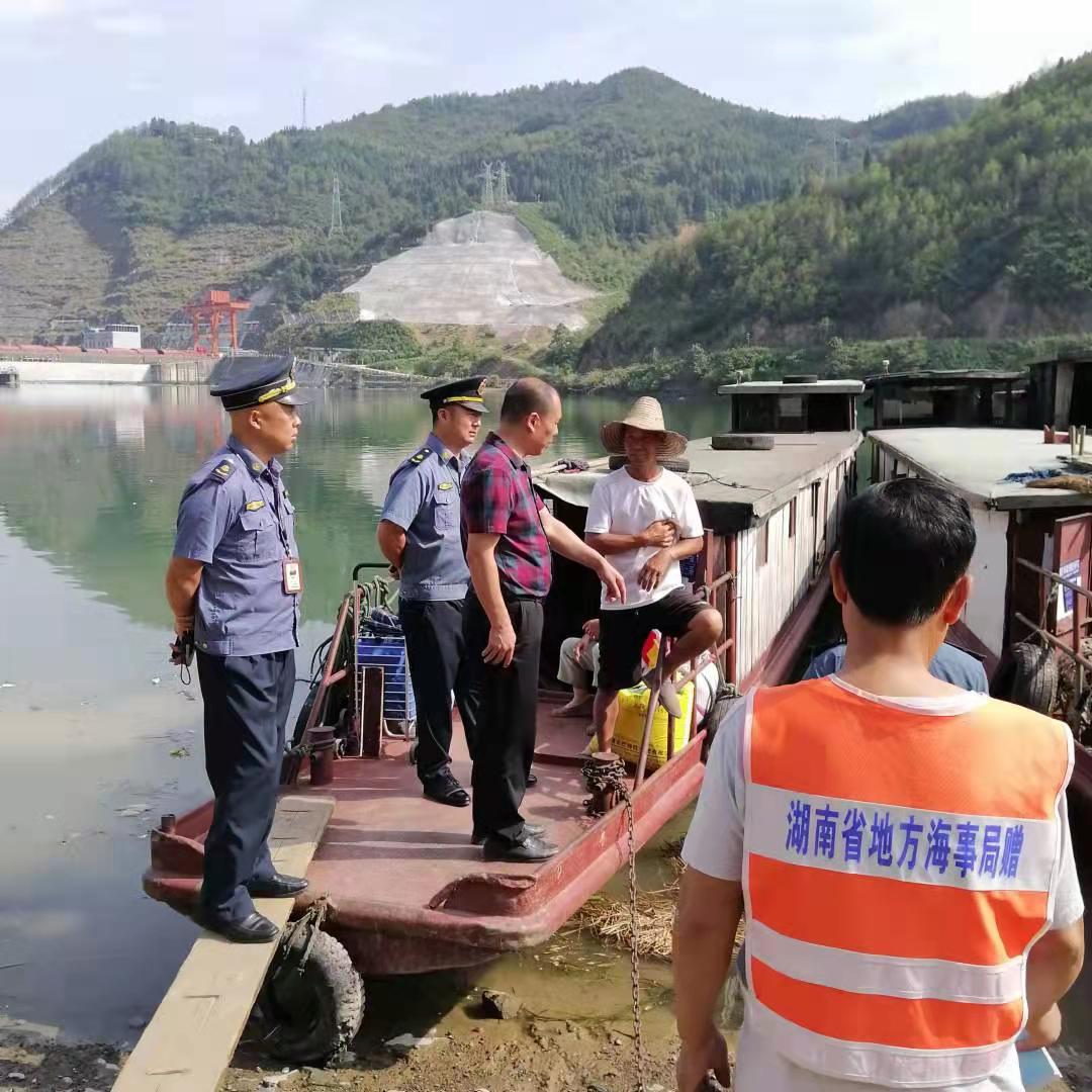 中方县交通运输综合行政执法大队全力做好安全生产及执法工作