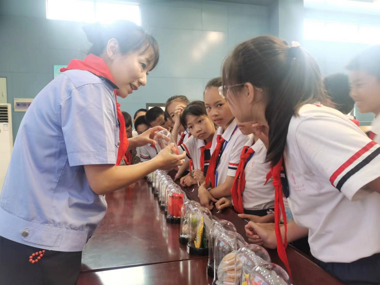 华耀小学开展“青春自护 有你有我”禁毒教育活动
