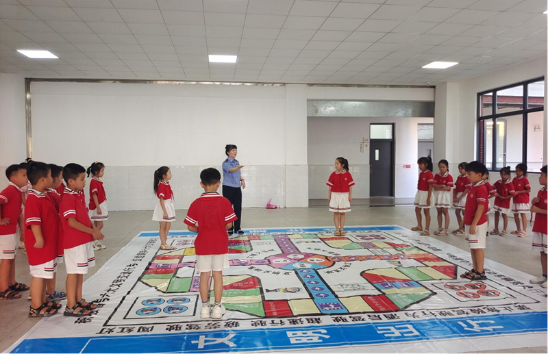 石鼓区江霞小学“开学第一课”安全护航