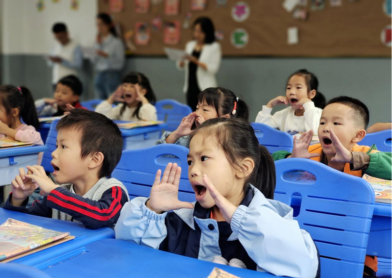 石鼓区江霞小学的新苗这样“秀”自己