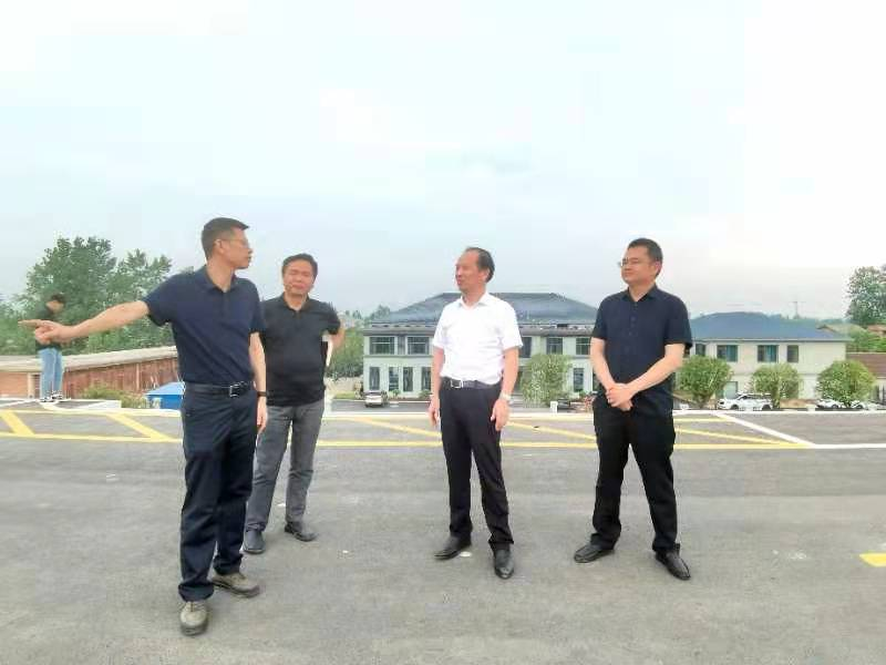 常德市生态环境局到鼎城督导曝光典型案例“举一反三”排查整改工作