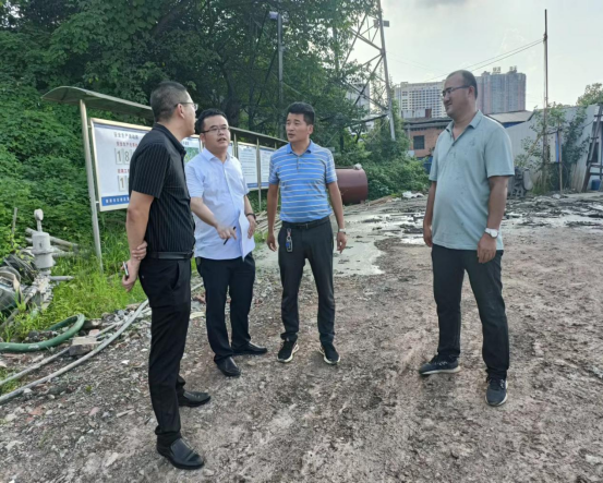 区发改局：走访重点项目建设现场
