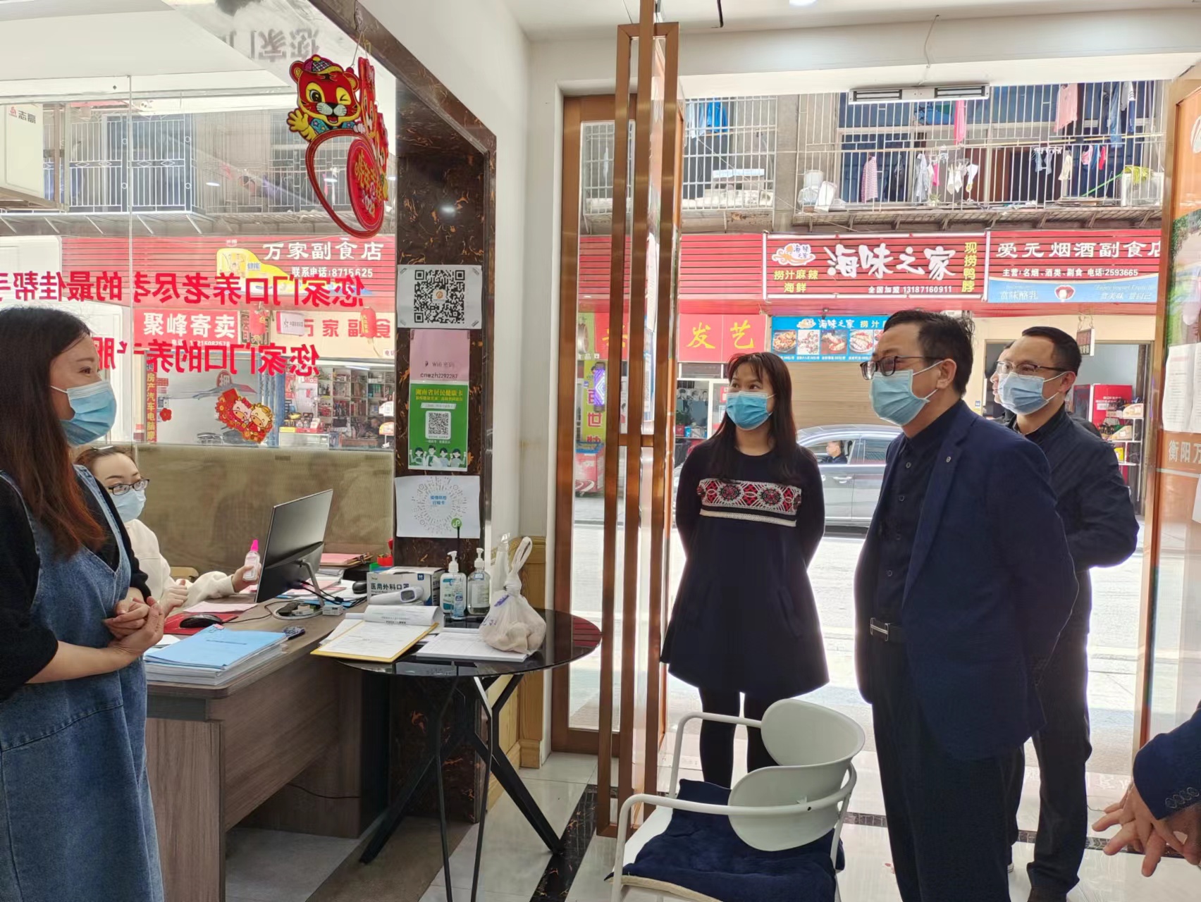 加强基层治理，努力营造和谐稳定的社会环境——区人大主要领导调研社区重点工作