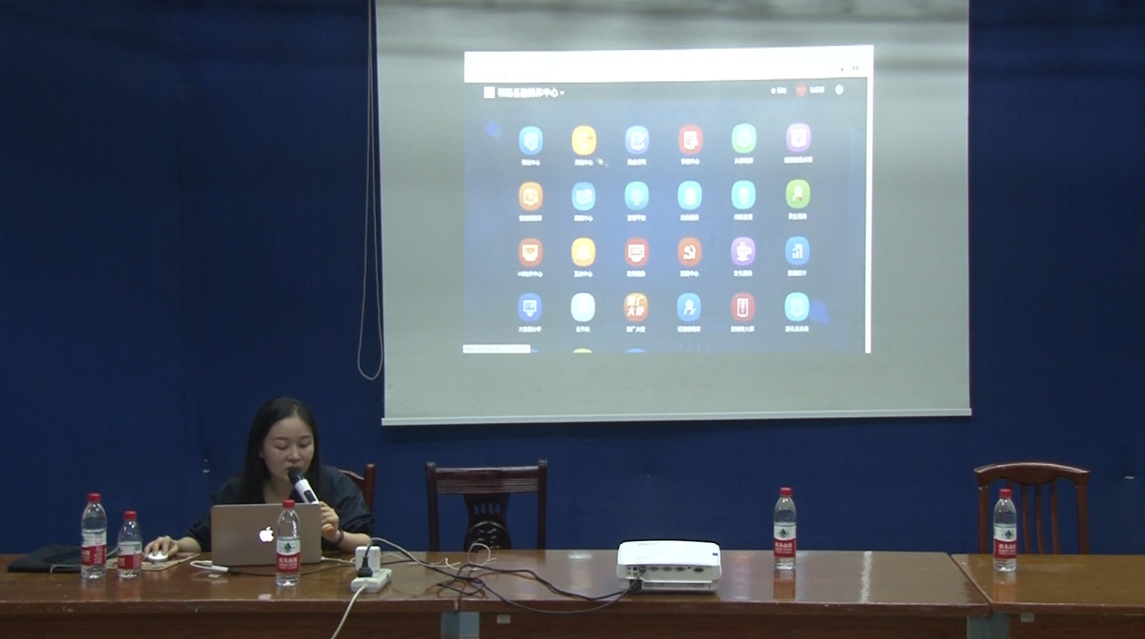 县融媒体中心第一期培训班开班授课