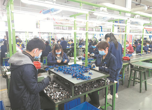 黎家坪镇：服务与需求对接  用工与就业双赢
